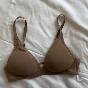 Lululemon bra 32A small nude